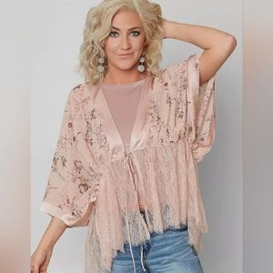 Coco & jaimeson floral kimono